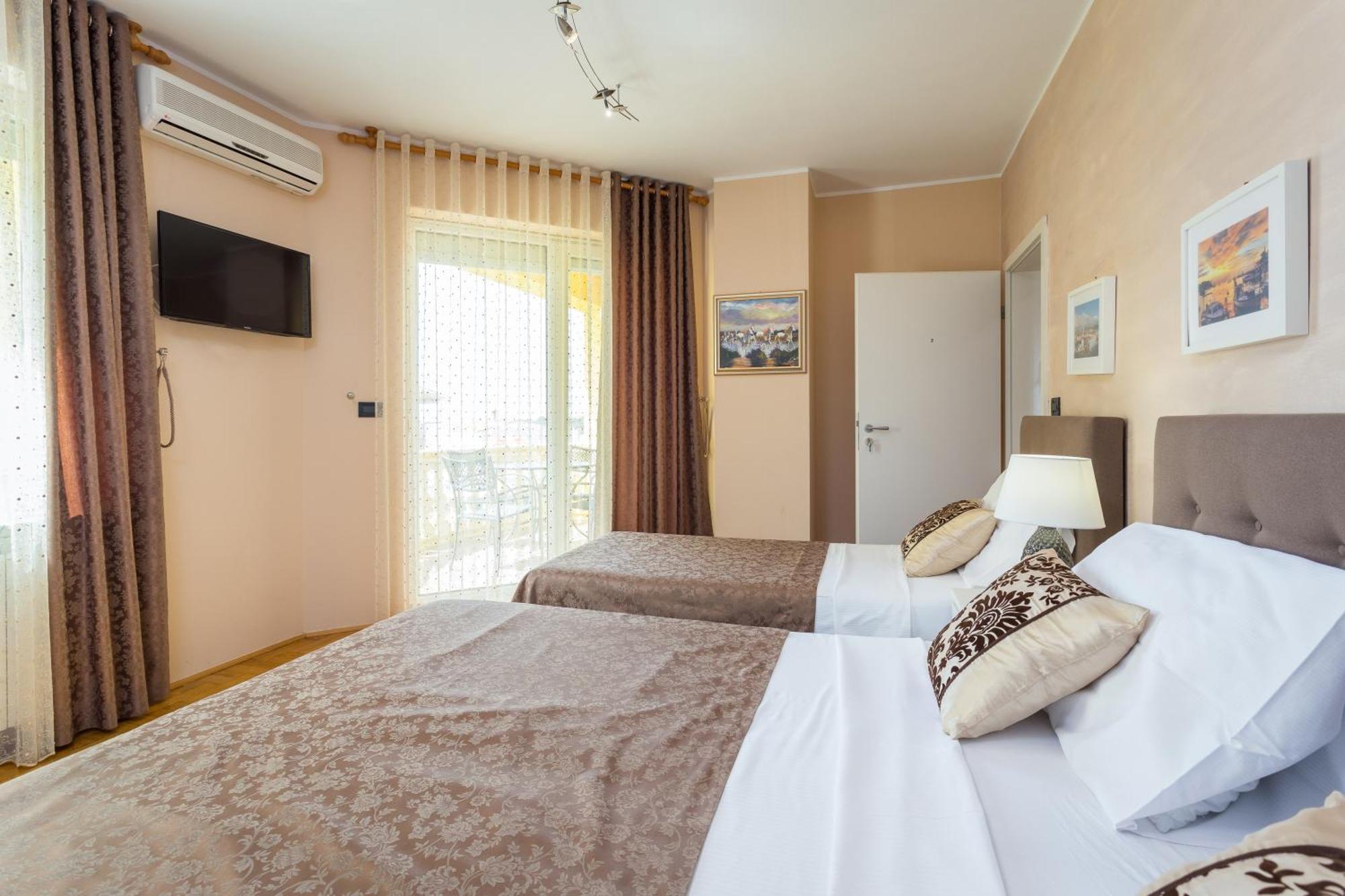 Villa Anitea Pula Zewnętrze zdjęcie